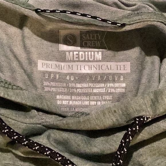 NWT SC Deckhand Hood Tech Tee - Picture 5 of 5